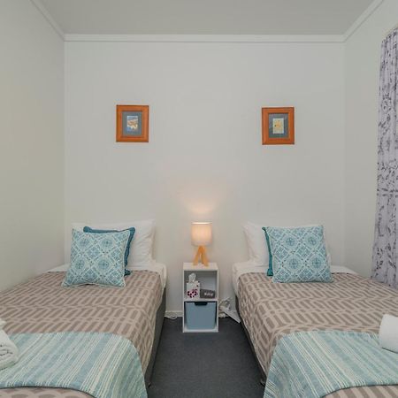 Ocean Serenity Apartments Whitianga Dış mekan fotoğraf