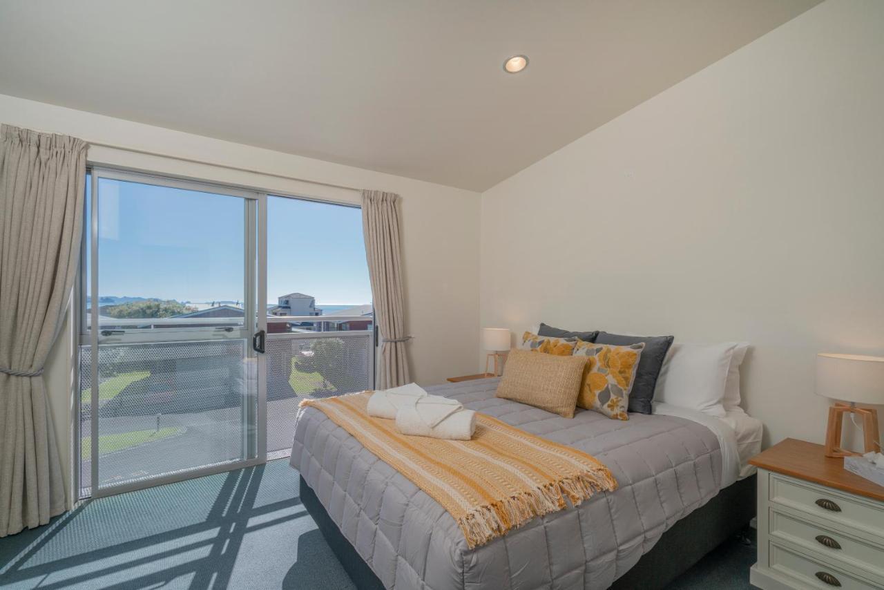 Ocean Serenity Apartments Whitianga Dış mekan fotoğraf